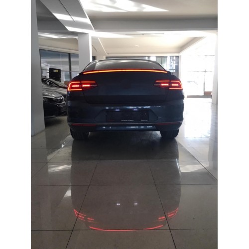 PASSAT B8 IÇIN UYUMLU LED SPOILER  (PIANO BLACK)